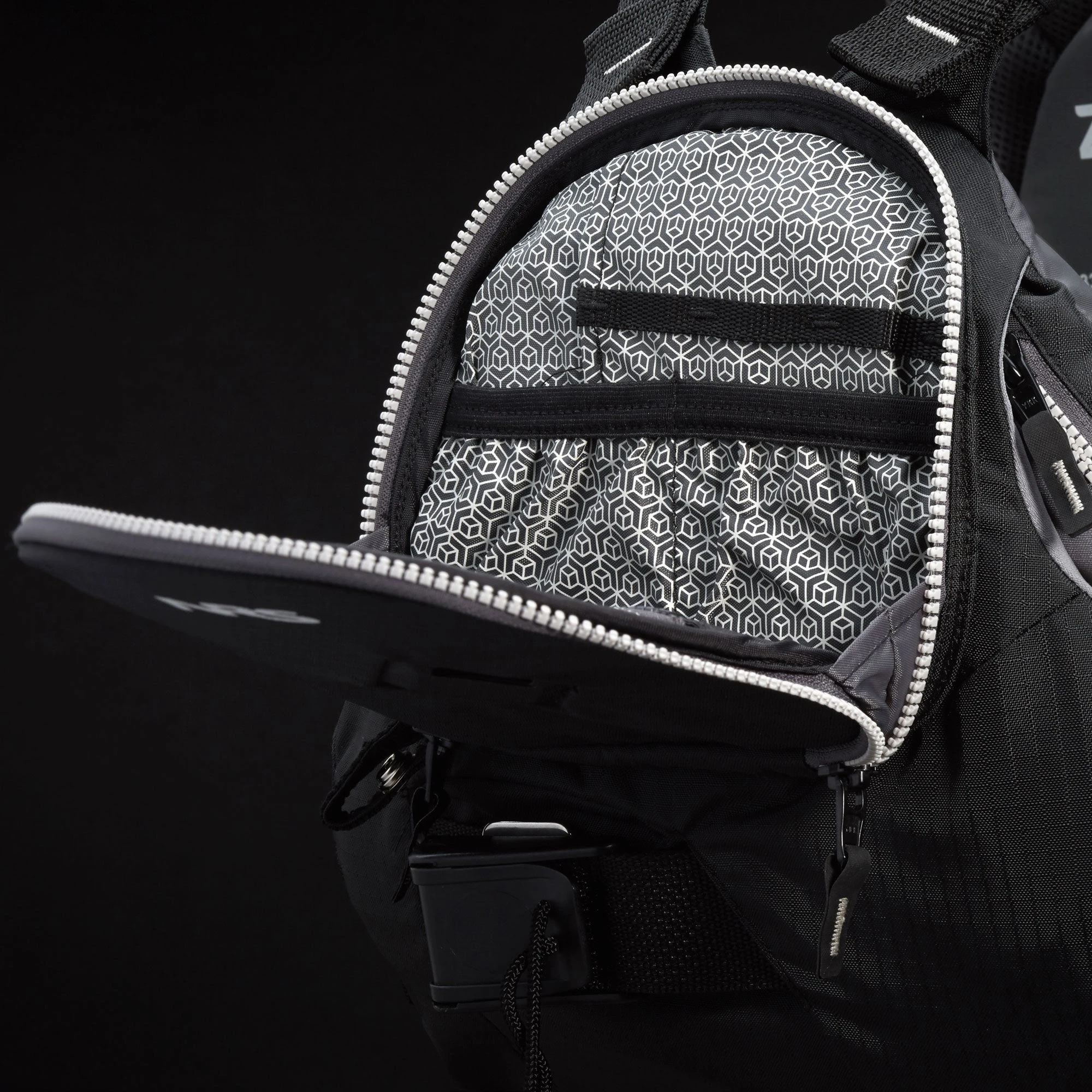 NRS Zen Rescue Lifejacket (PFD) 12 NRS Zen Rescue Lifejacket (PFD) - Image 12