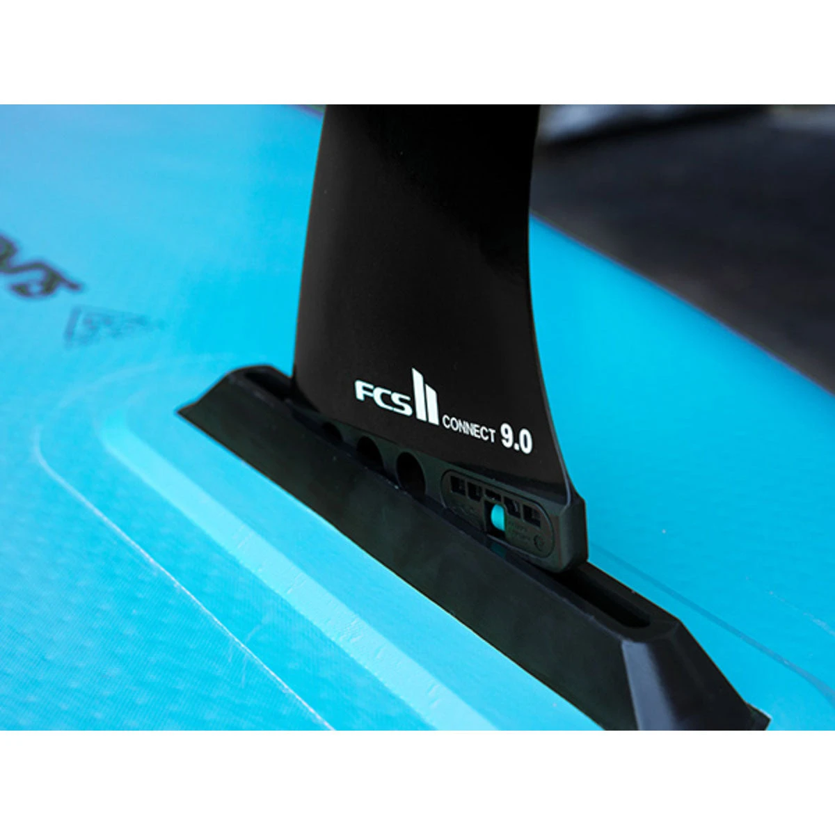 Slingshot Crossbreed 11 Inflatable Stand-Up Paddle Board (SUP) 15 Slingshot Crossbreed 11 Inflatable Stand-Up Paddle Board (SUP) - Image 15